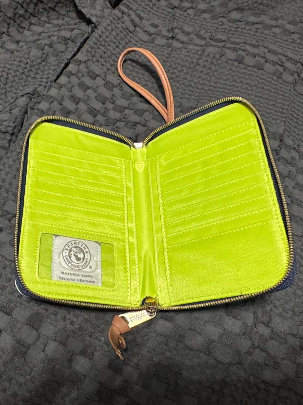 Spartina 449 Wristlet Multi Phone Wallet - Picture 4 of 9